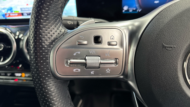 Mercedes-Benz GLA 250e Exclusive Edition 5dr Auto Hatchback